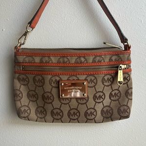 Michael Kors wristlet bag
